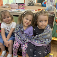 «Гуляем по саду и заходим в гости в прошлое!»